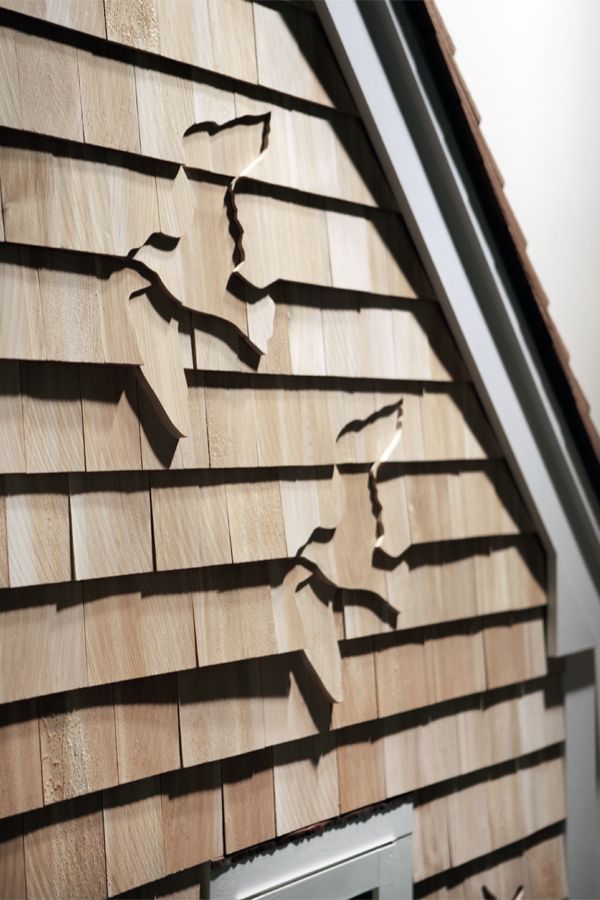 artistic wood shingle mosaic pattern created by Mosaic Shingle Company