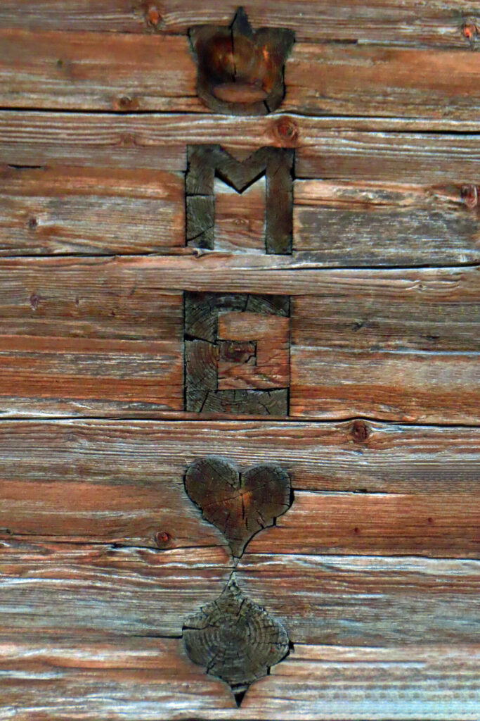 Zierschrot shapes found in old bavarian log house