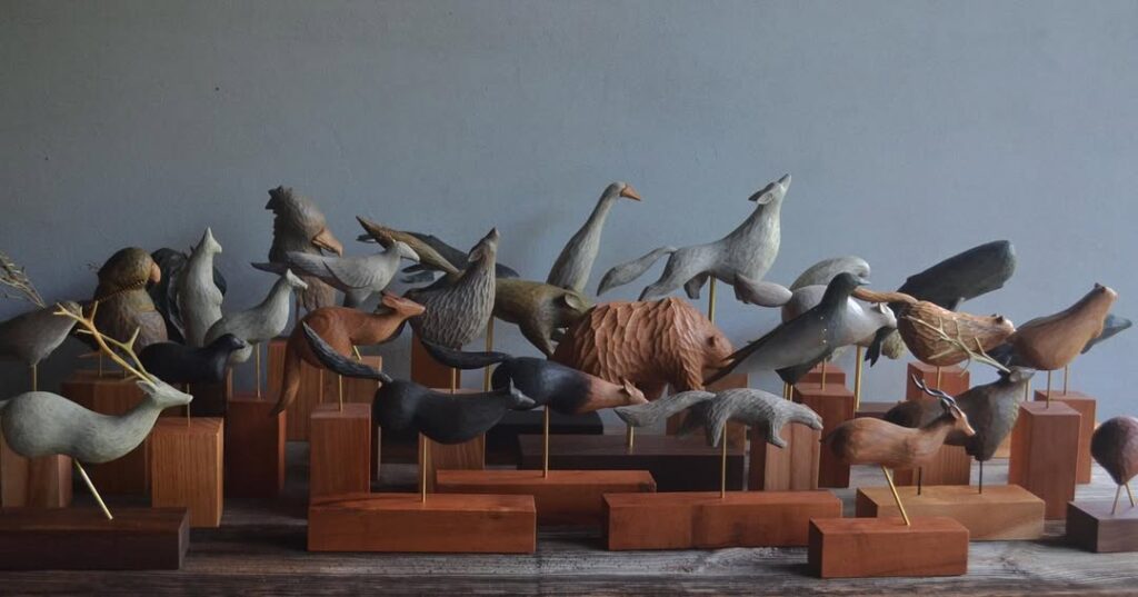 Kokemusu Mokkou animal carvings