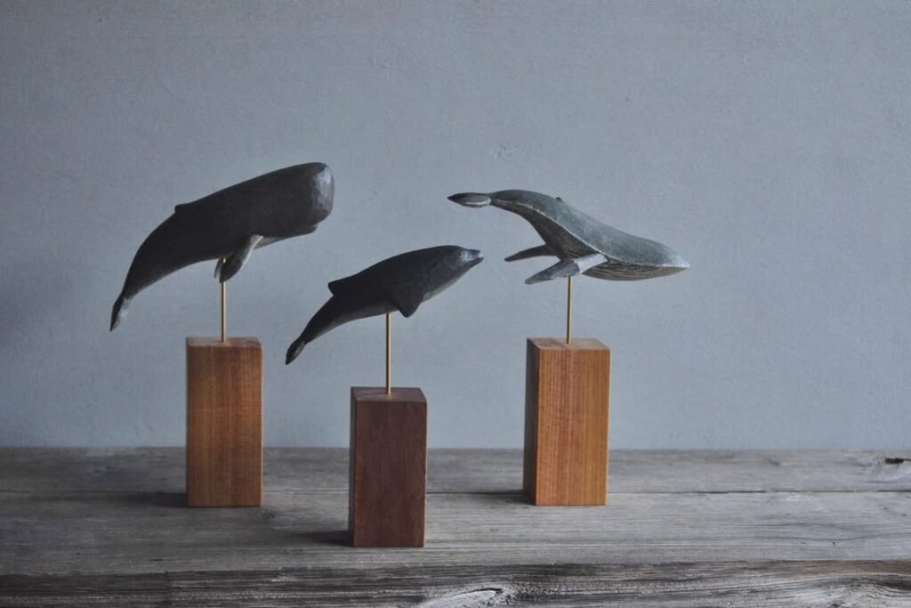 Kokemusu Mokkou whales carvings