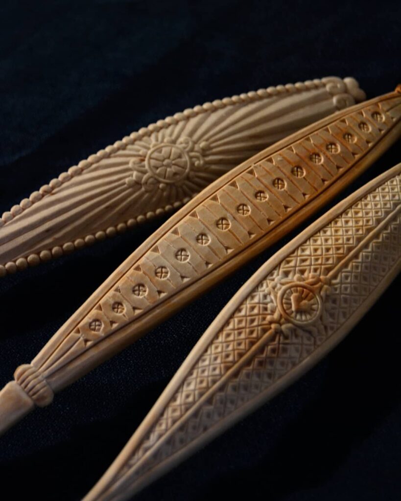 Super detailed carvings on spoon