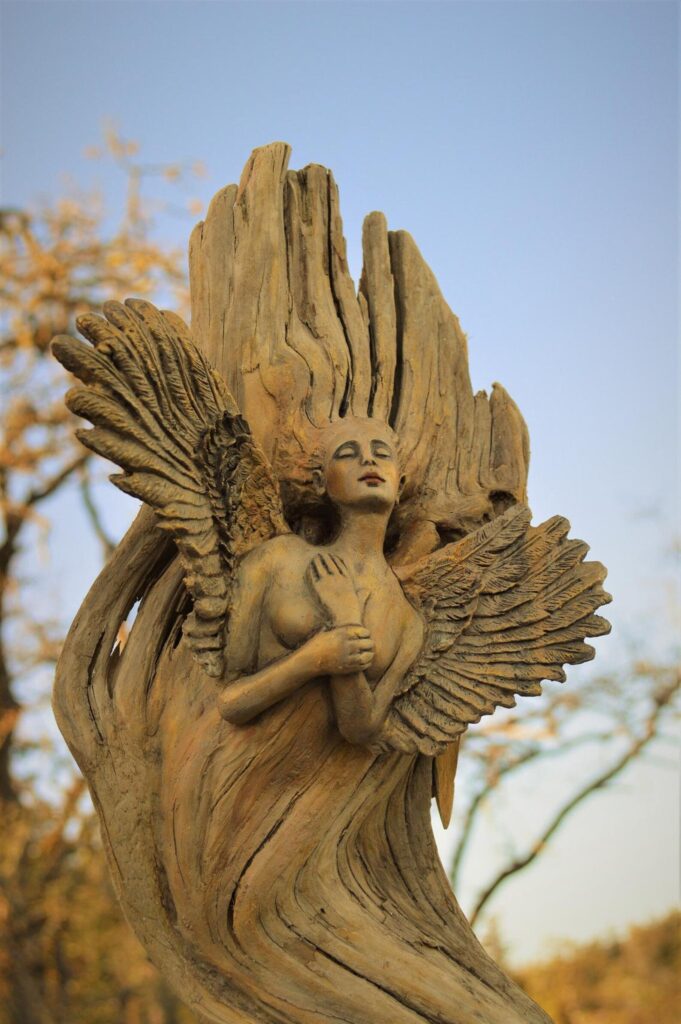 debra bernier driftwood sculpture