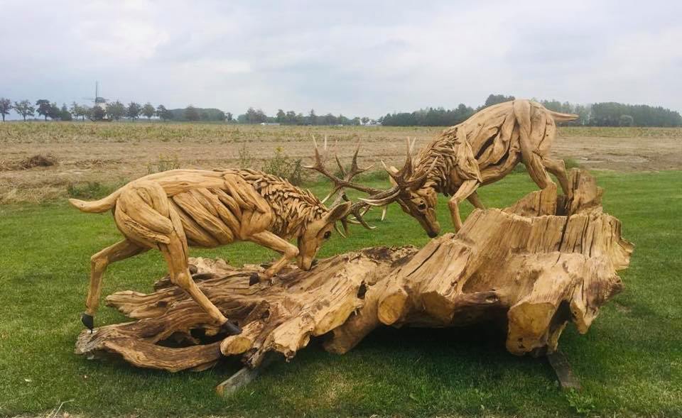 fighting elks sculpture