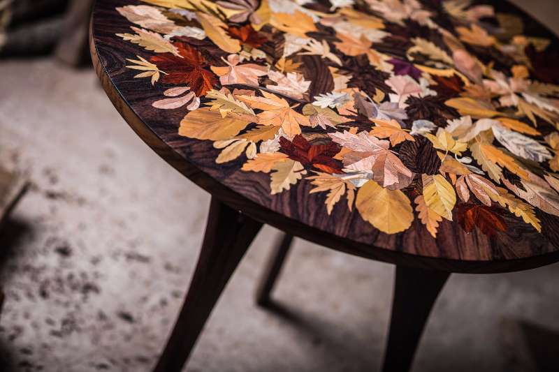 Intarsia table